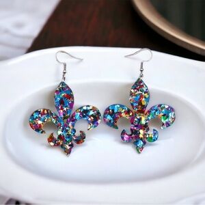 Sparkle and Shine: Dazzling Fleur de Lis Dangle Earrings for Mardi Gras! NWT